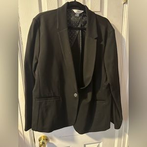 XXL woman’s black blazer
